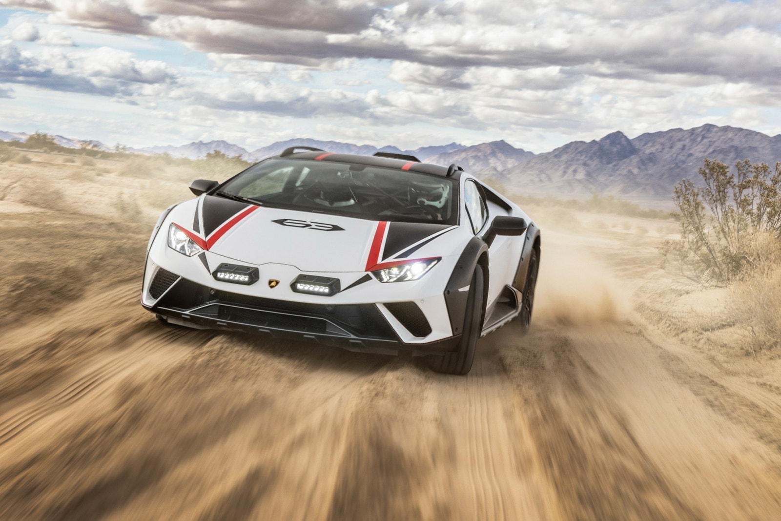 2023 Lamborghini Huracan Sterrato front