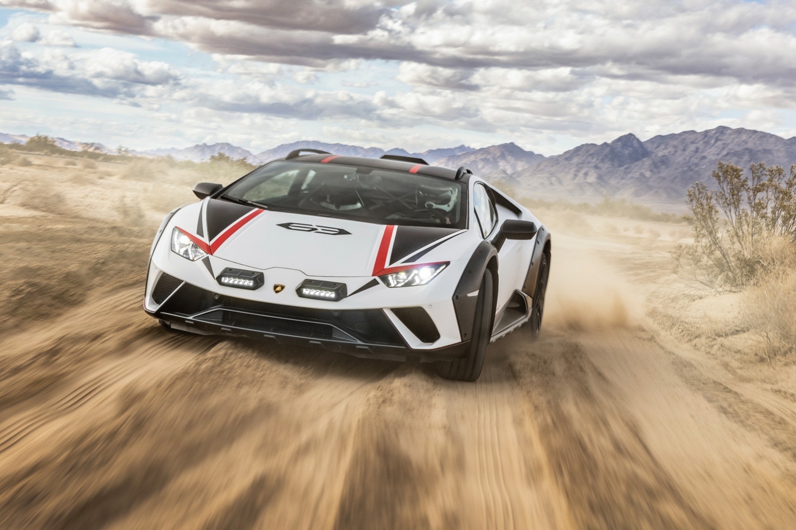 Lamborghini Huracan Sterrato Is a Supercar for the Dirt - CNET