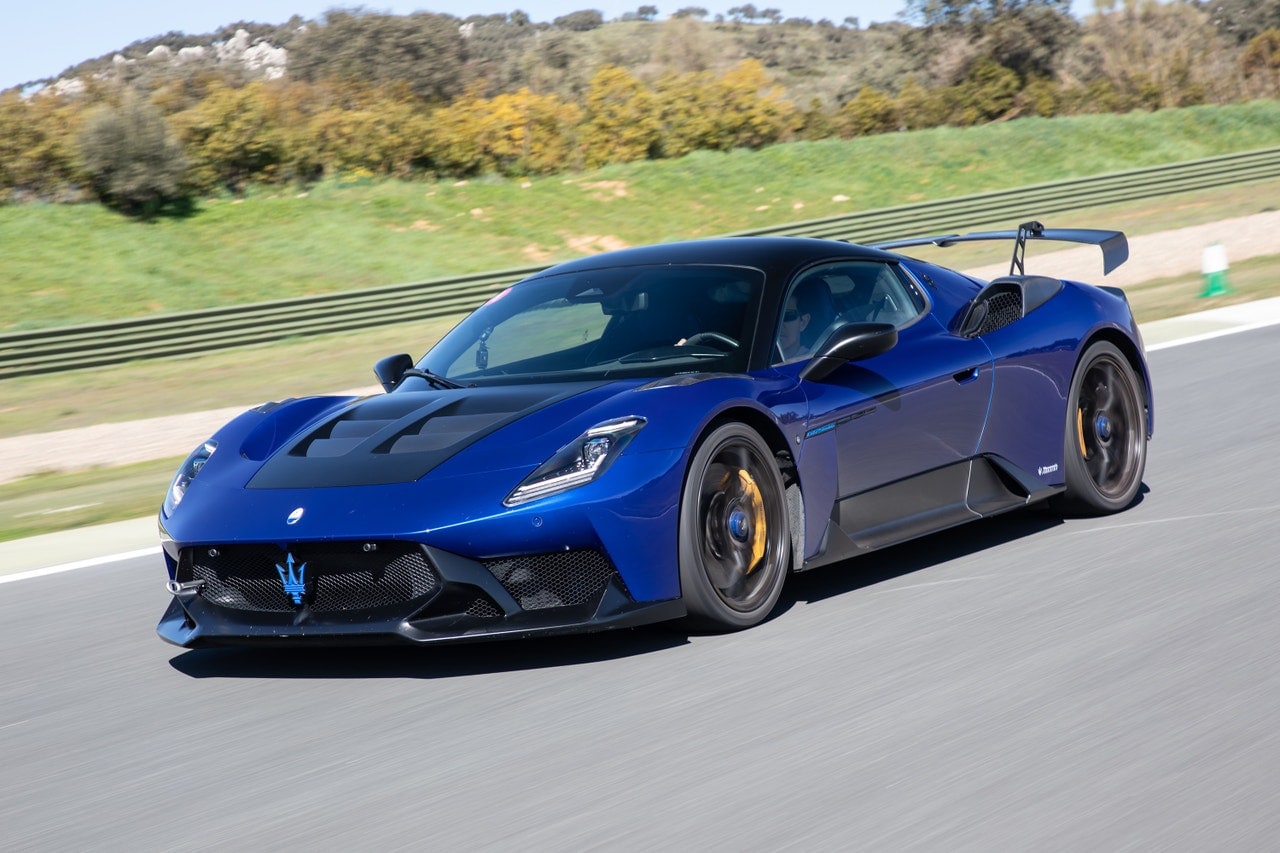 2025 Maserati MC20 GT2 Stradale driving