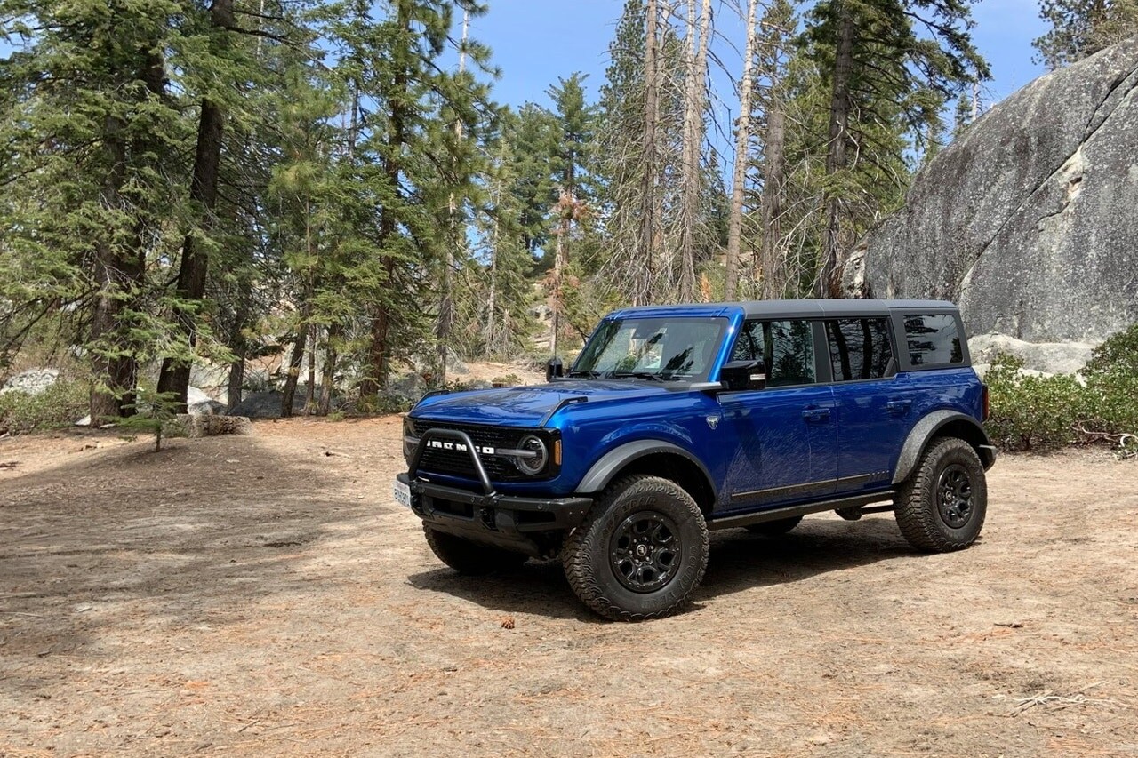 2021 Ford Bronco front