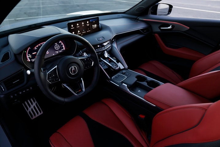 2024 Acura TLX Gets New Face, Better Tech for 2024 | Edmunds