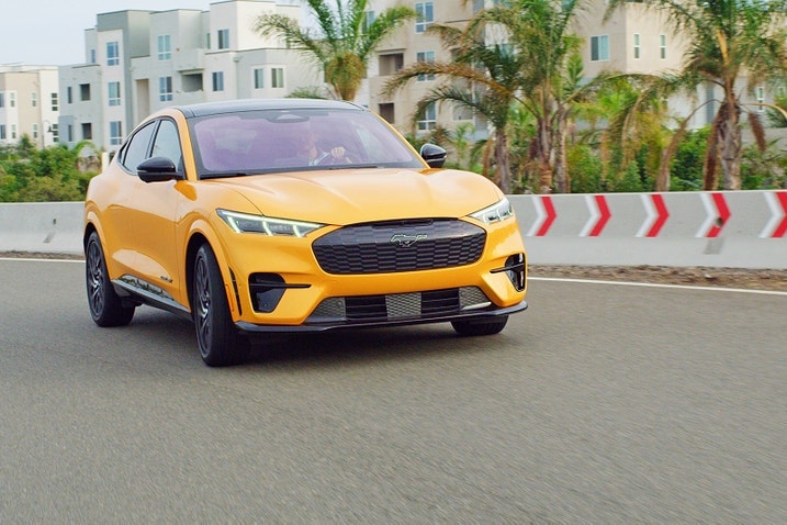 2022 Ford Mustang Mach-E Front 3/4