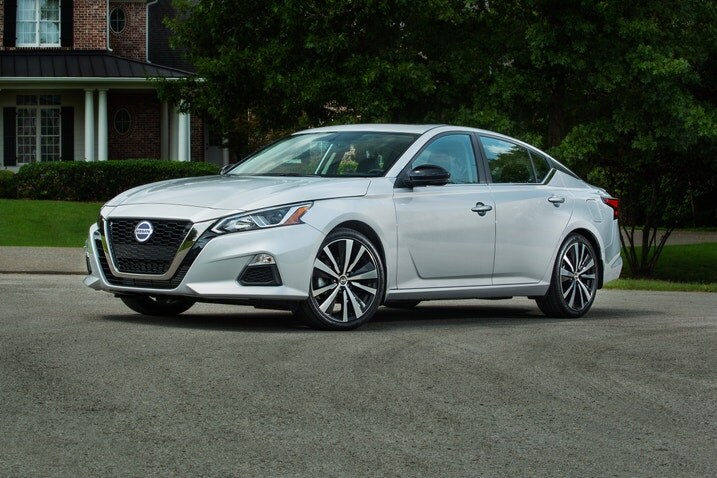 Nissan Altima VC-T SR Sedan Exterior Shown