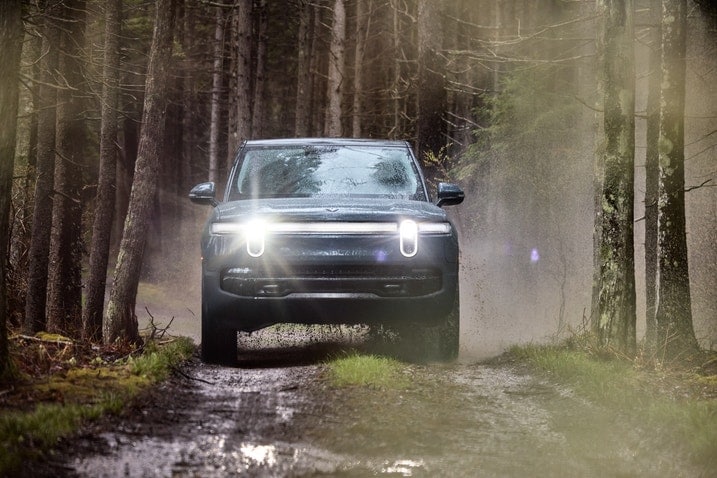 2024 Rivian R1S off-road