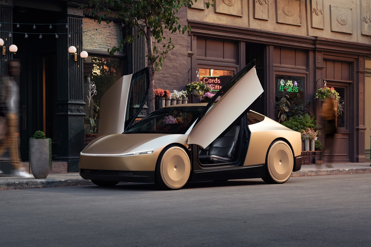 Tesla Robotaxi front 3/4