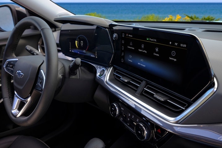 2024 Chevrolet Trax Activ dashboard