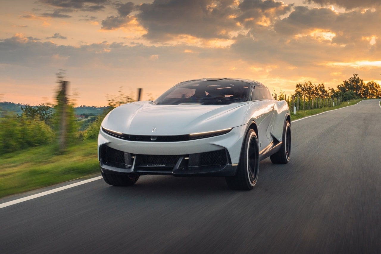 Automobili Pininfarina Pura Vision concept driving