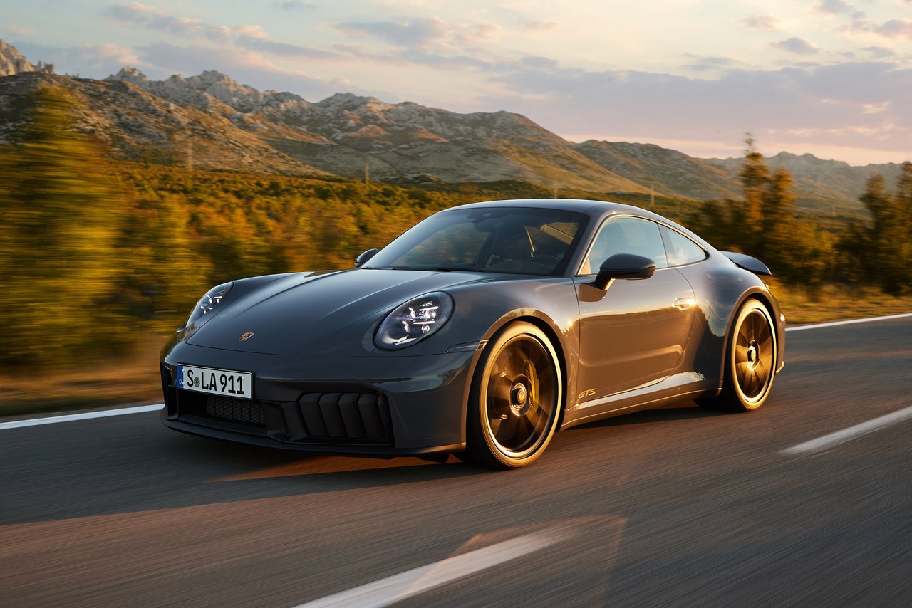 2025 Porsche 911 Carrera GTS driving.jpg
