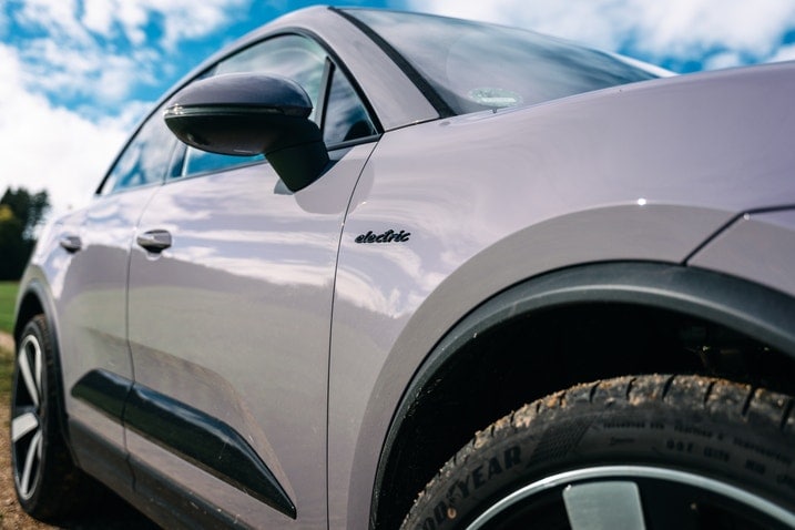 2025 Porsche Macan EV 4S Fender Badge