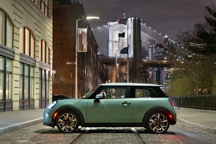 2025 Mini Cooper hardtop profile