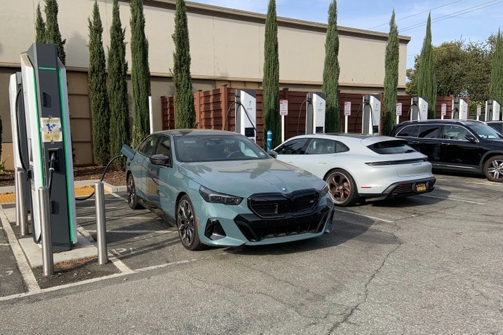 2024 BMW i5 front