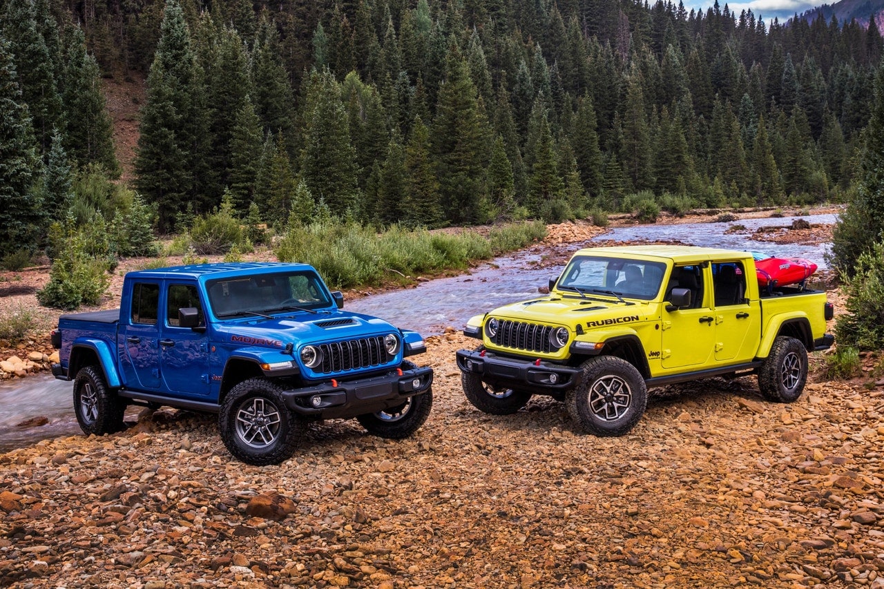 2024 Jeep Gladiator group shot