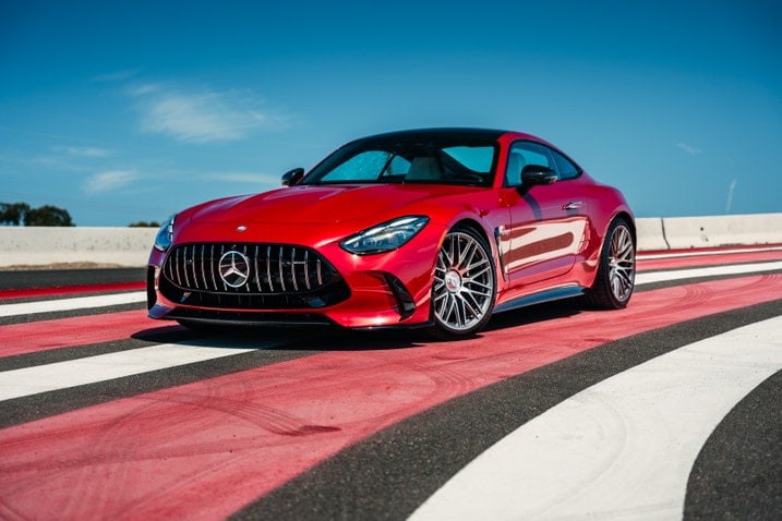 2024 Mercedes-Benz AMG GT 63 front 34