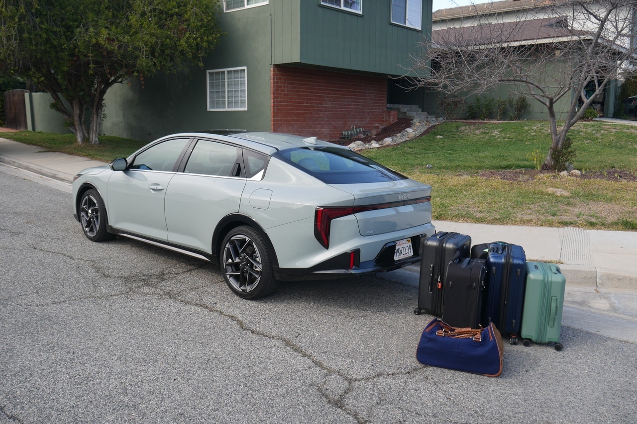 Kia K4 Cargo Test
