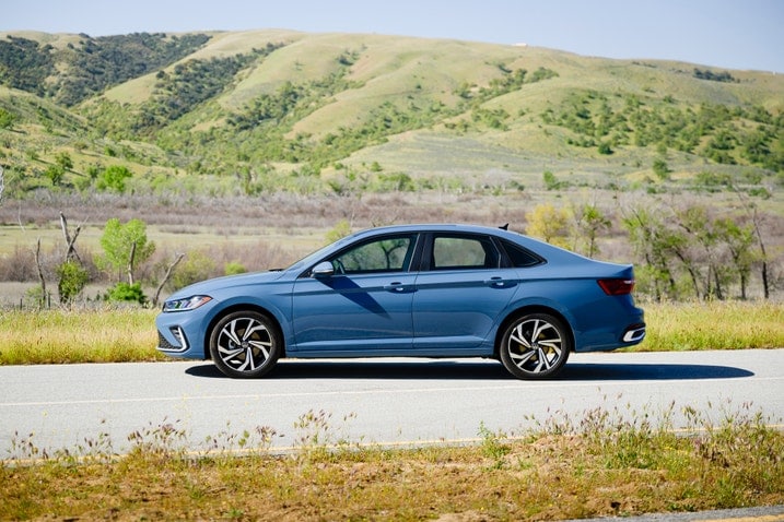 2025 Volkswagen Jetta profile