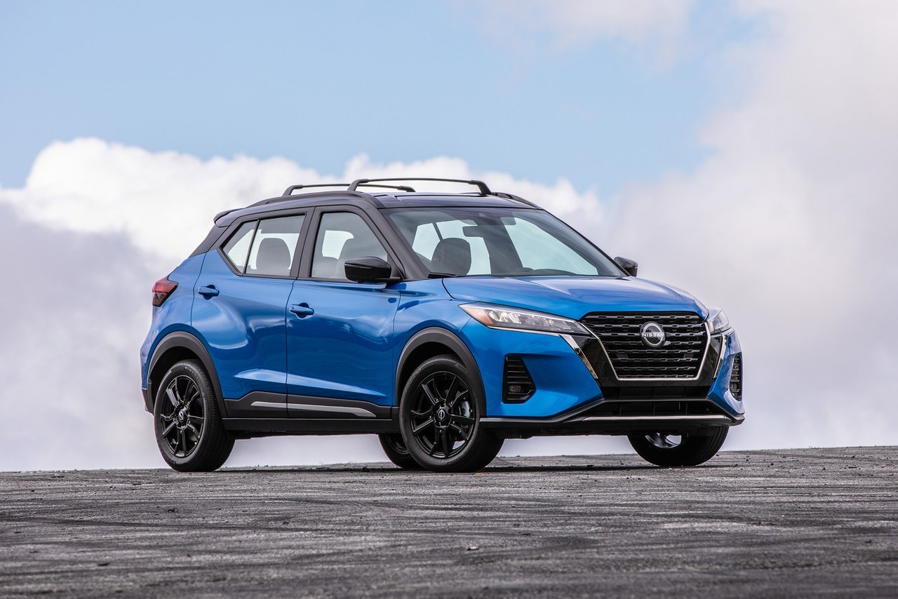 2024 Nissan Kicks front 3/4