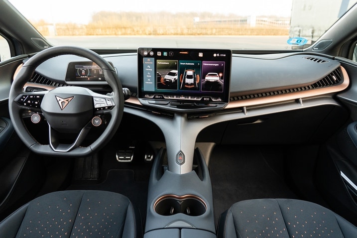 2025 Cupra Tavascan VZ interior