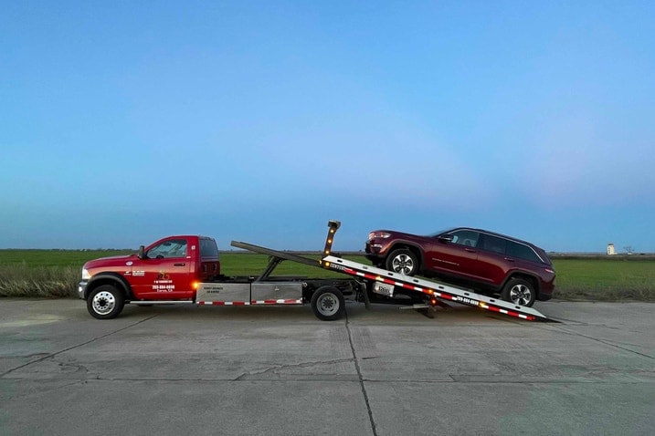 2023 Jeep Grand Cherokee 4xe on a tow truck