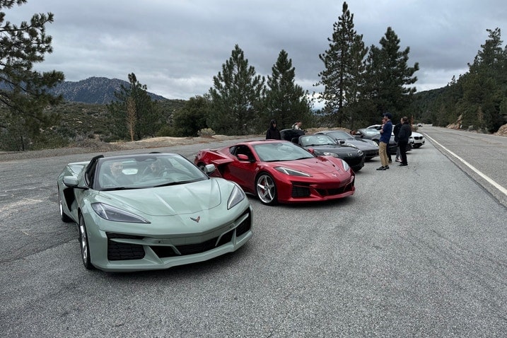 2024 Chevrolet Corvette E-Ray front