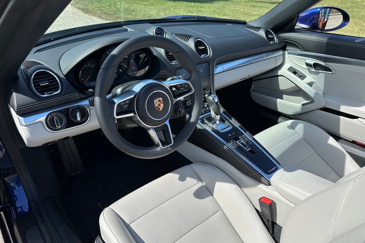 2024 Porsche 718 Boxster Style Edition interior
