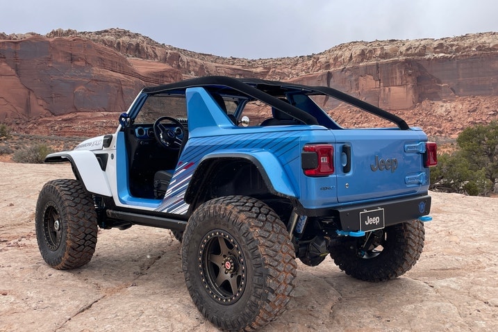 Jeep Magneto 3.0 Concept rear