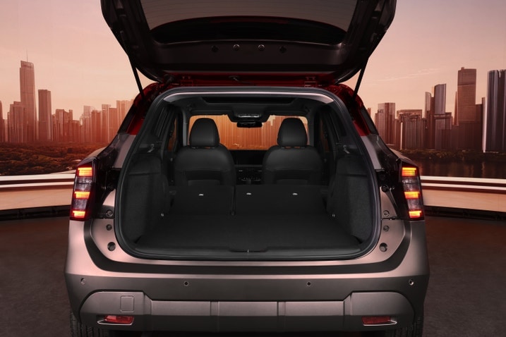 2025 Nissan Kicks cargo