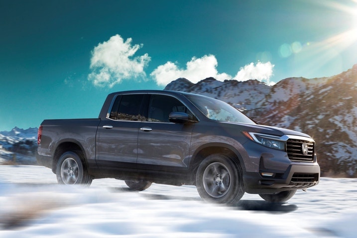 2024 Honda Ridgeline RTL-E in snow