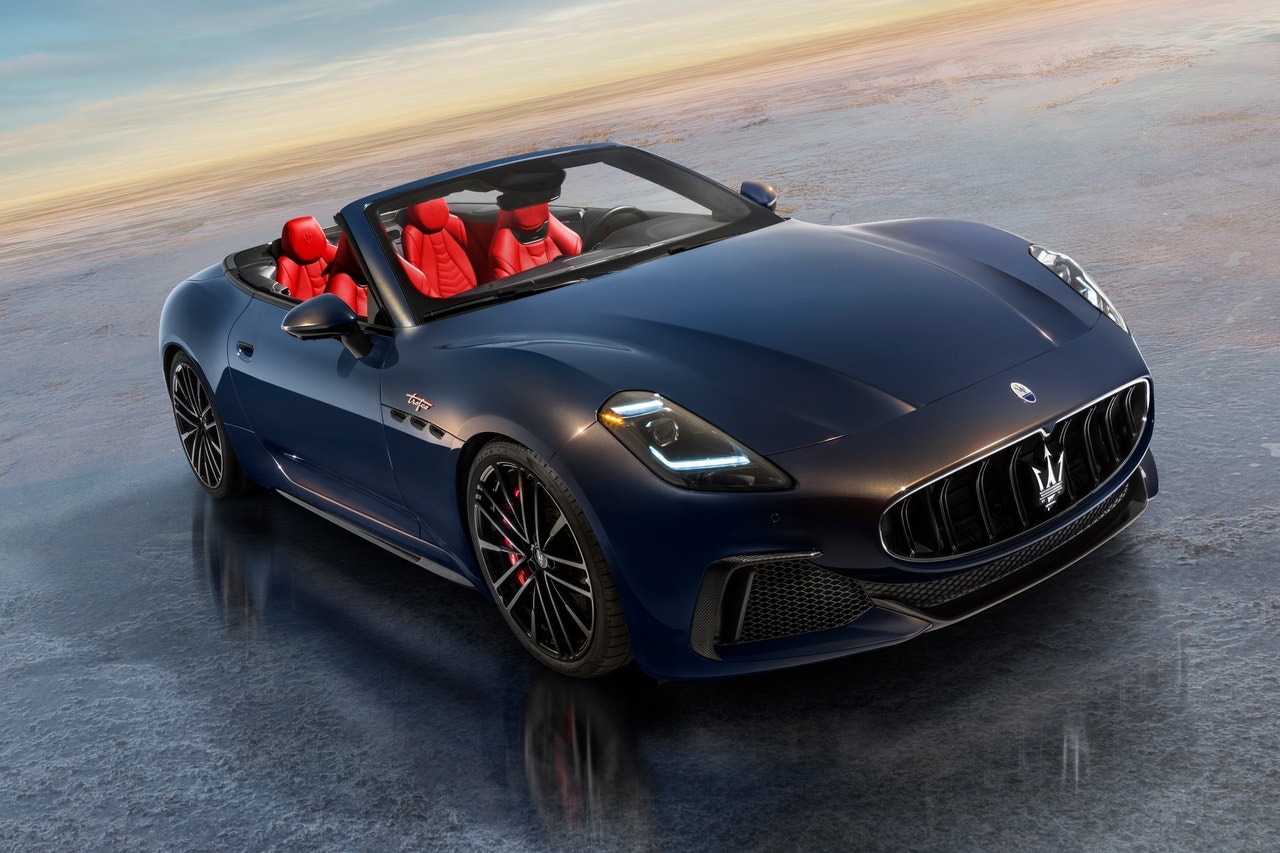 2024 Maserati GranCabrio front