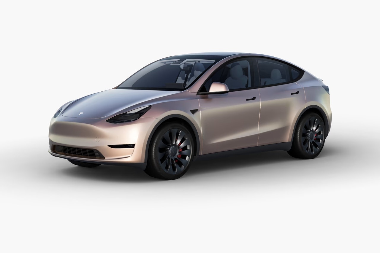 Tesla Model Y wrap front 3/4