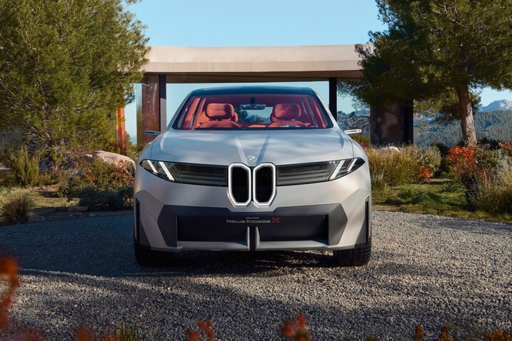 BMW Vision Neue Klasse X concept front view