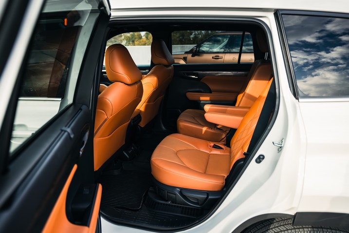 2024 Toyota Highlander Hybrid rear seats