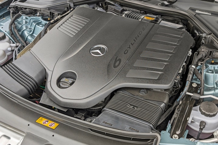 2024 Mercedes-Benz E 450 inline-6 engine