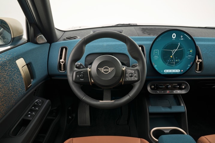 2025 Mini Countryman EV interior