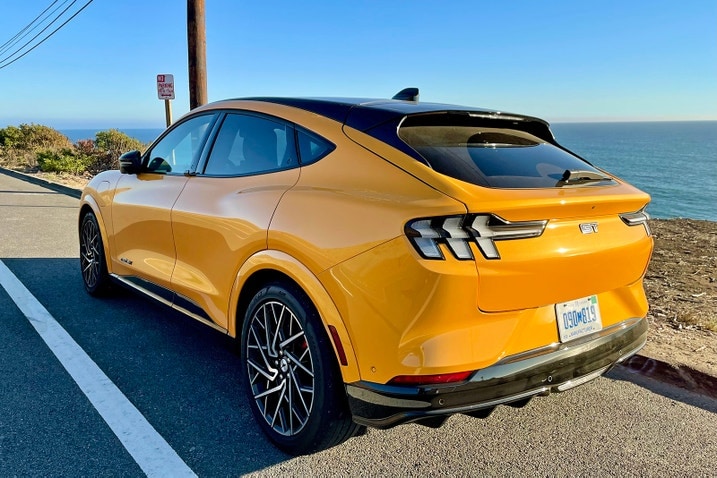 2022 Ford Mustang Mach-E Rear 3/4