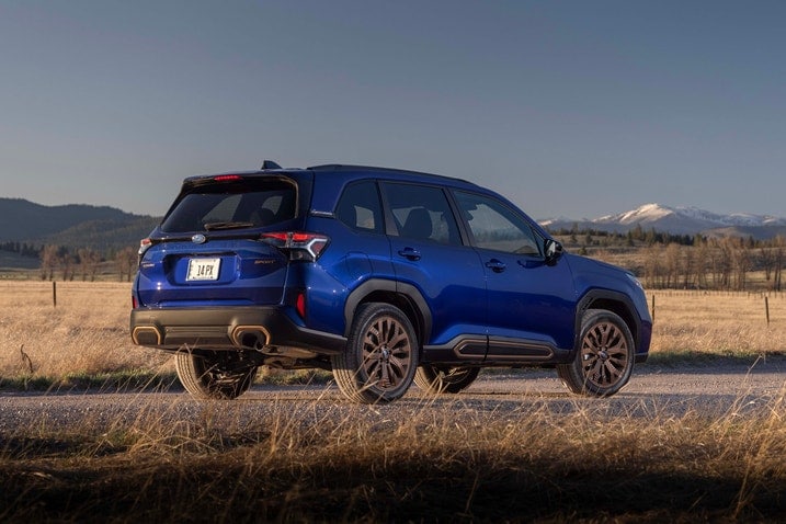 2025 Subaru Forester rear 3/4