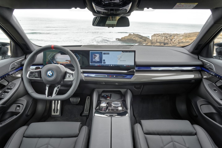 2024 BMW i5 dashboard