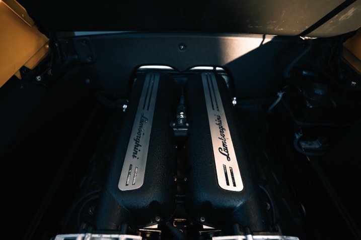 Lamborghini V10