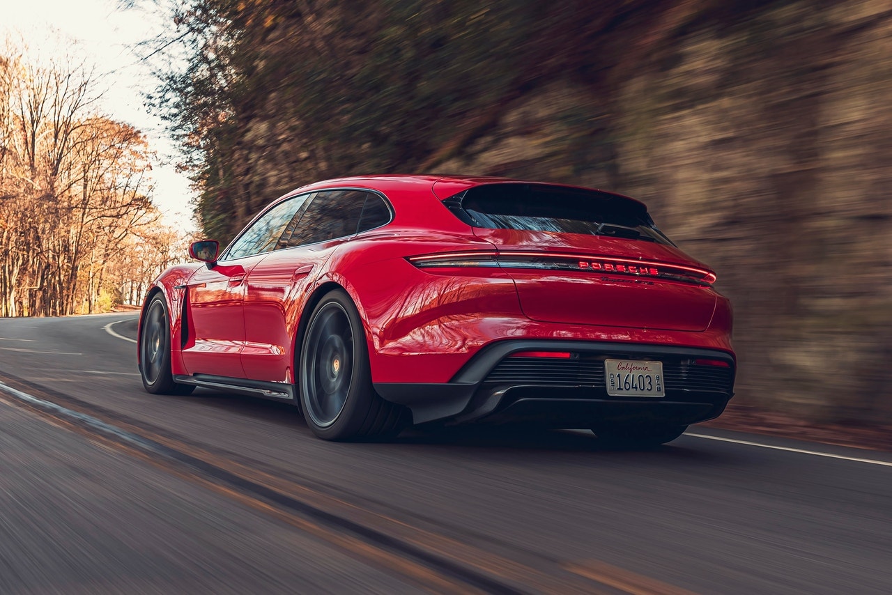 2025 Porsche Taycan GTS Sport Turismo driving