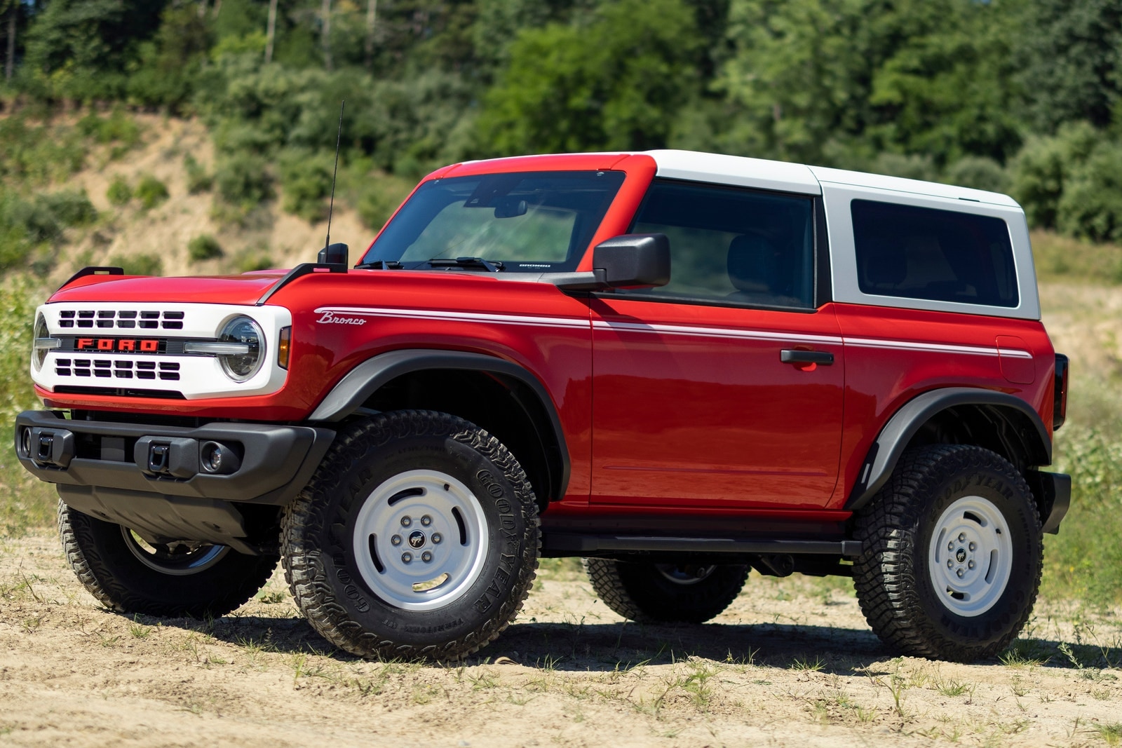 2023 Ford Bronco front three-quarters view