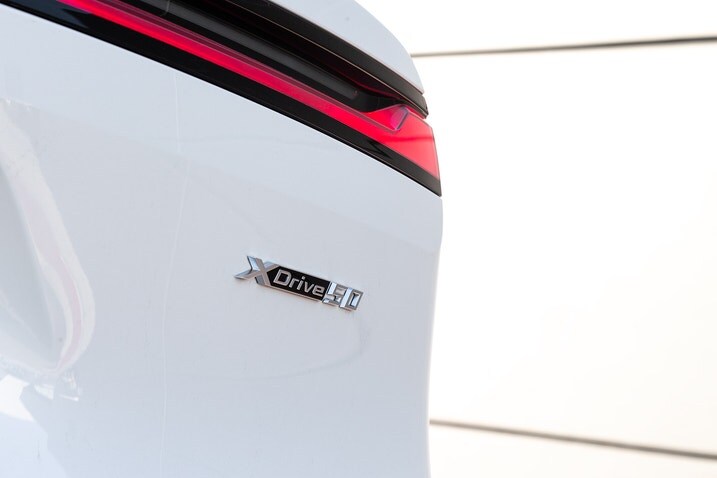 2022 BMW iX badge detail