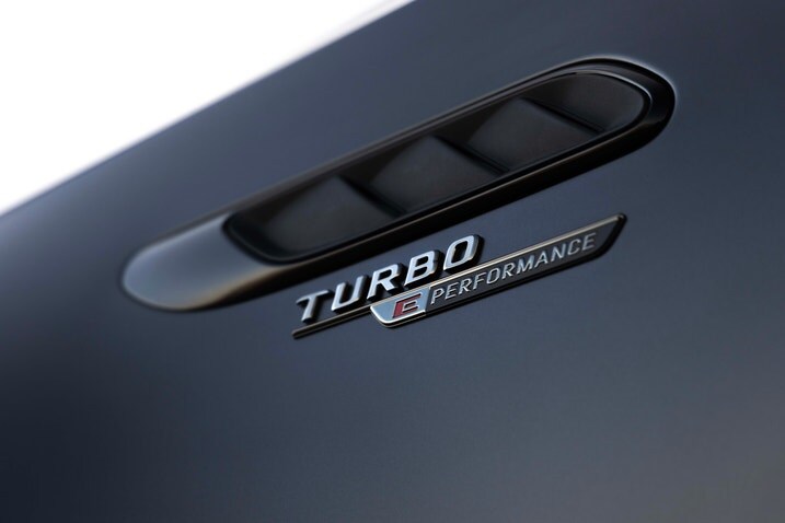 2024 Mercedes-AMG C 63 E Performance Fender Badge