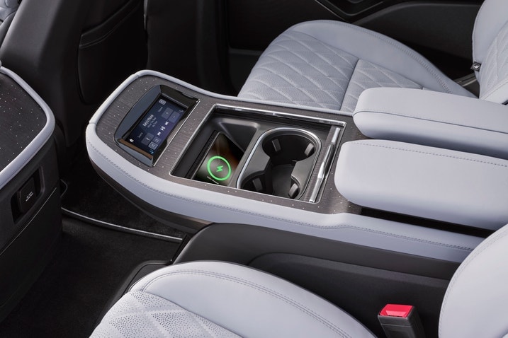 2025 Lincoln Navigator interior