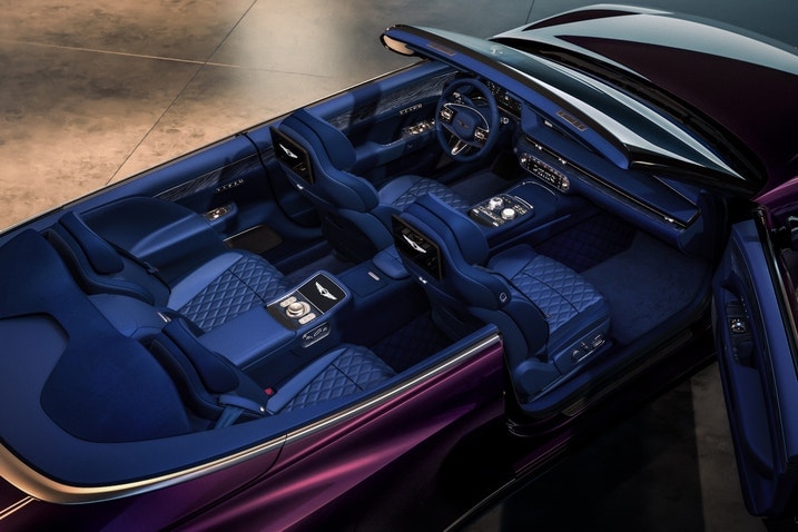Genesis X Gran Convertible interior