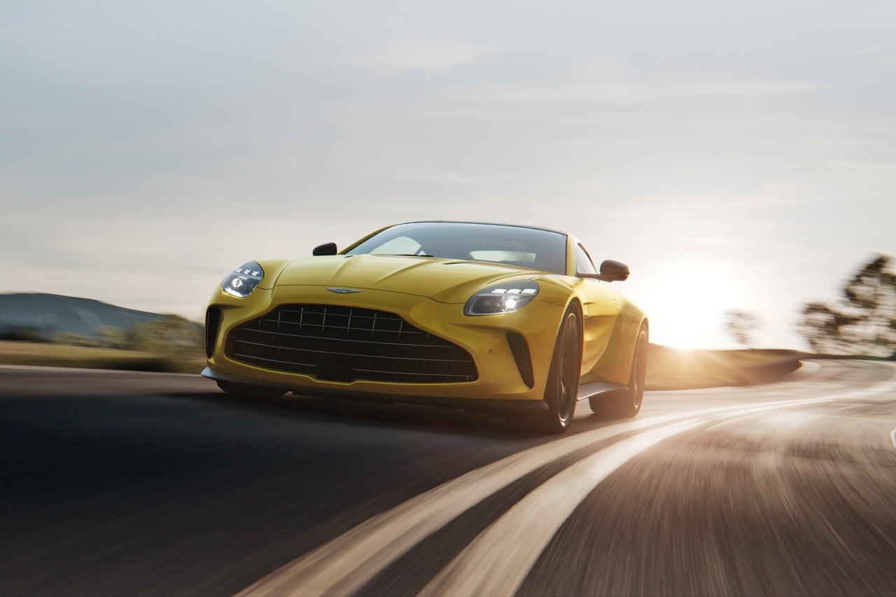 2025 Aston Martin Vantage front