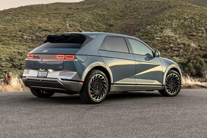 Hyundai Ioniq 5 Limited rear three-quarter