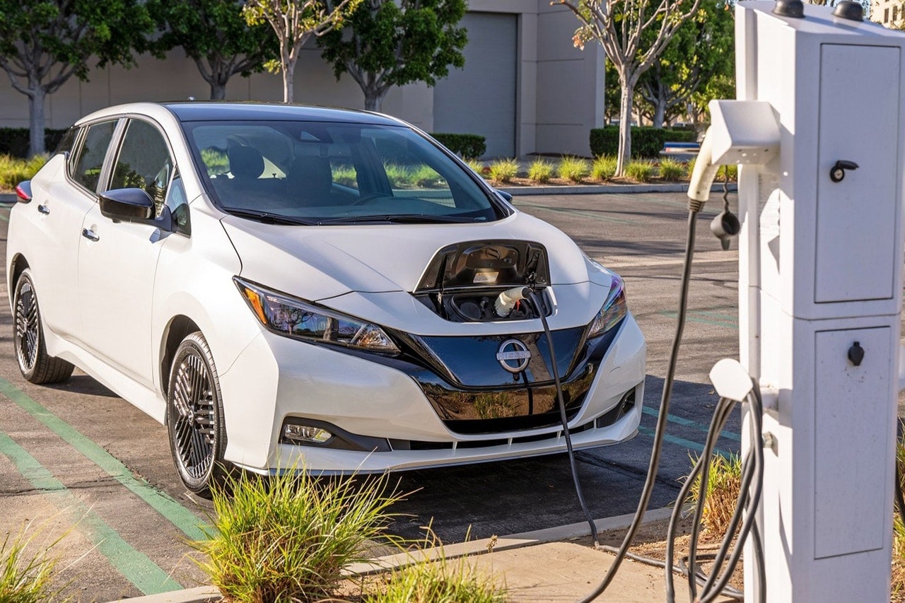 2023 Nissan Leaf - Front 3/4