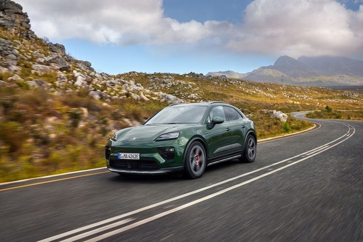 2025_porsche_macan-ev-4s_front.jpg