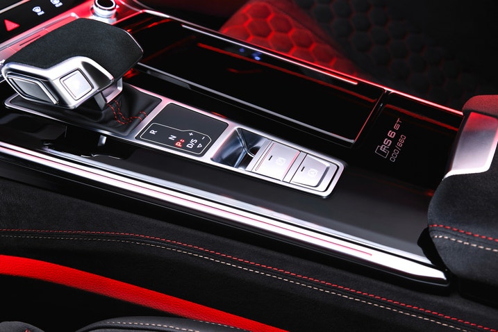 2025 Audi RS6 GT interior