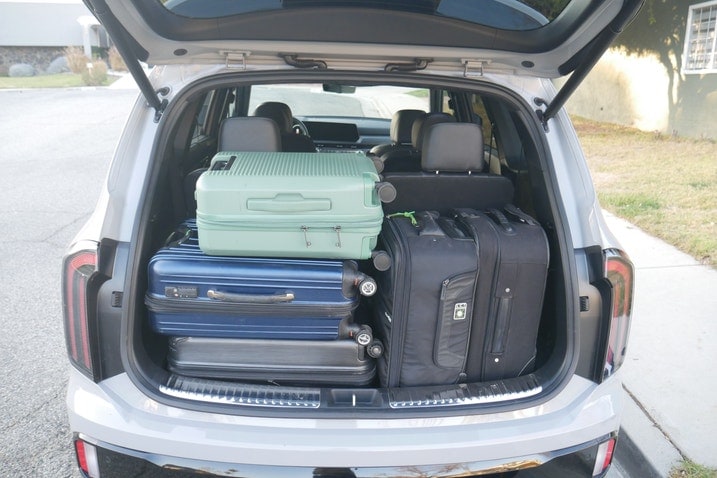 Five suitcases in Kia Telluride