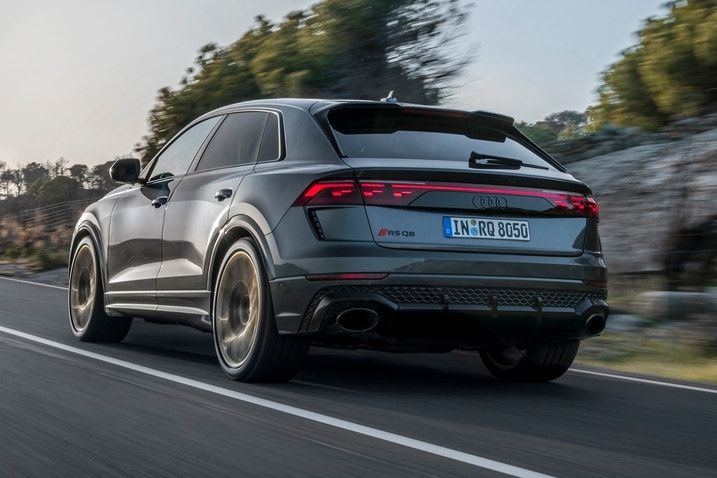2025 Audi RS Q8 rear 3/4
